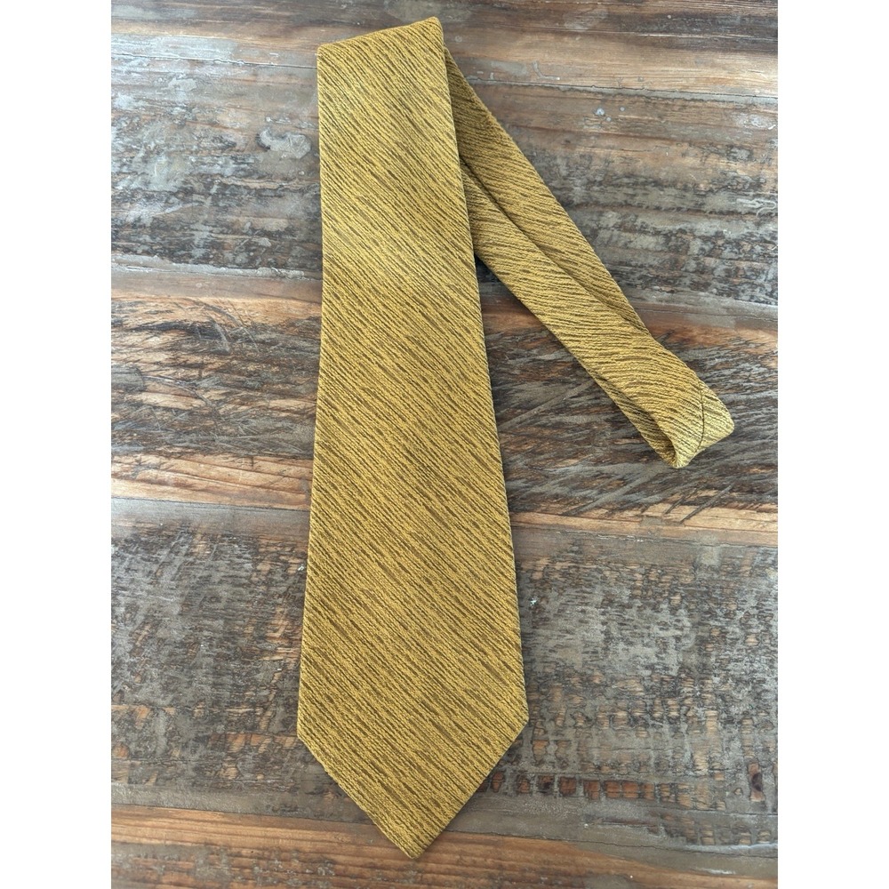 Vintage 1960s Necktie Gold Colored Regale